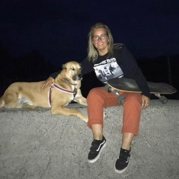 Meet your Posher, Tina - Picture 1 of 1